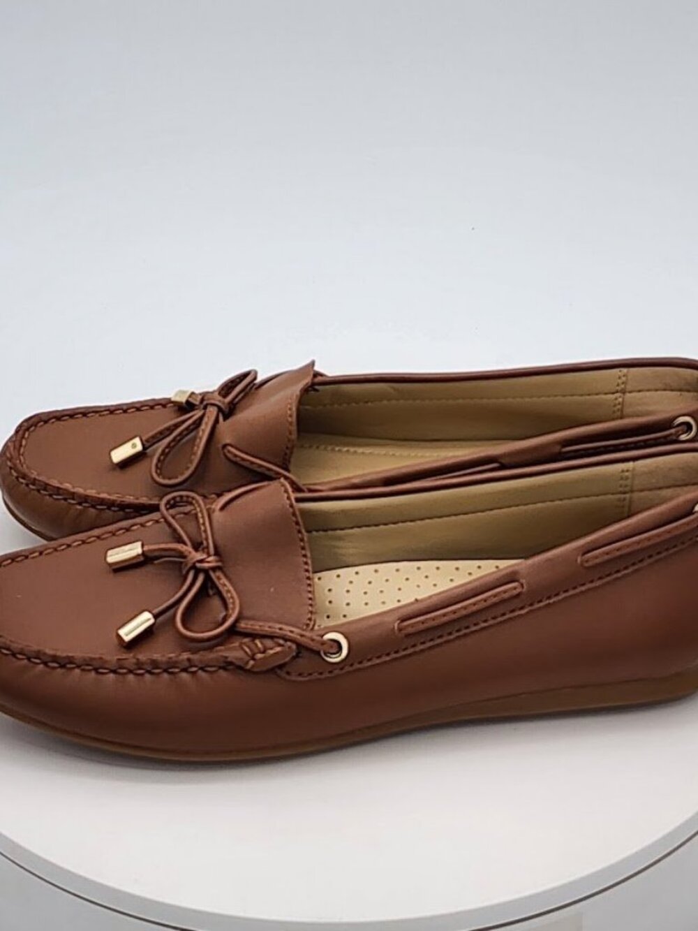 Michael Kors Sutton Moc Brown Leather Bow Loafers Women’s Size 9.5 - Picture 5 of 9
